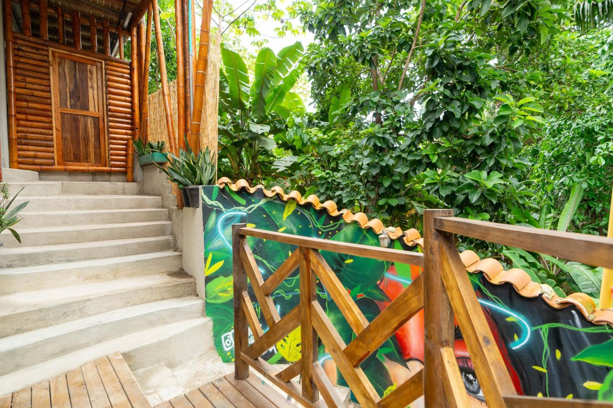 Tayrona Juanchos House Hostel Los Naranjos Eksteriør billede